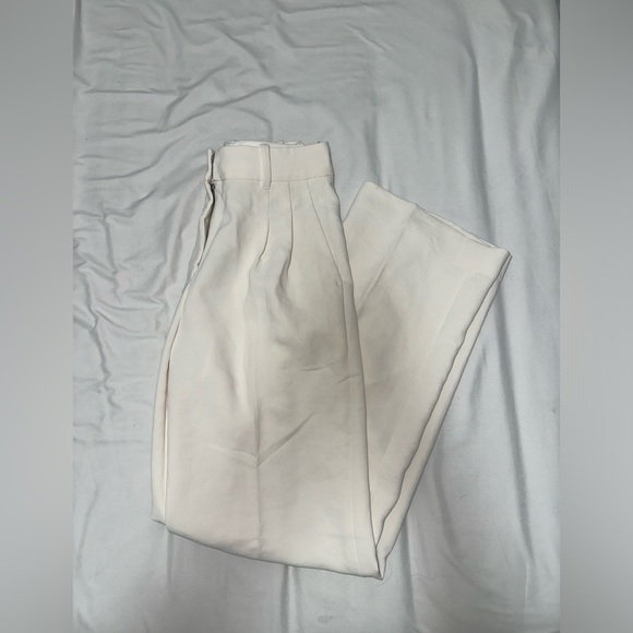 ARITZIA Effortless Pants various sizes - Picture 4 of 12